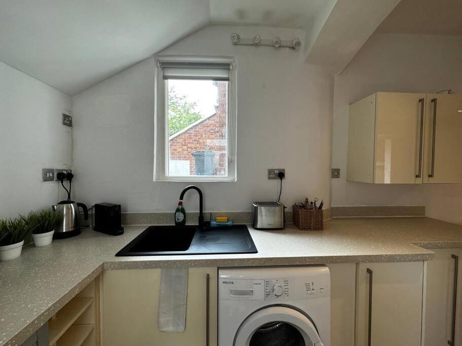 Spacious Studio For 4 Near Regents Park N1 Londyn Zewnętrze zdjęcie